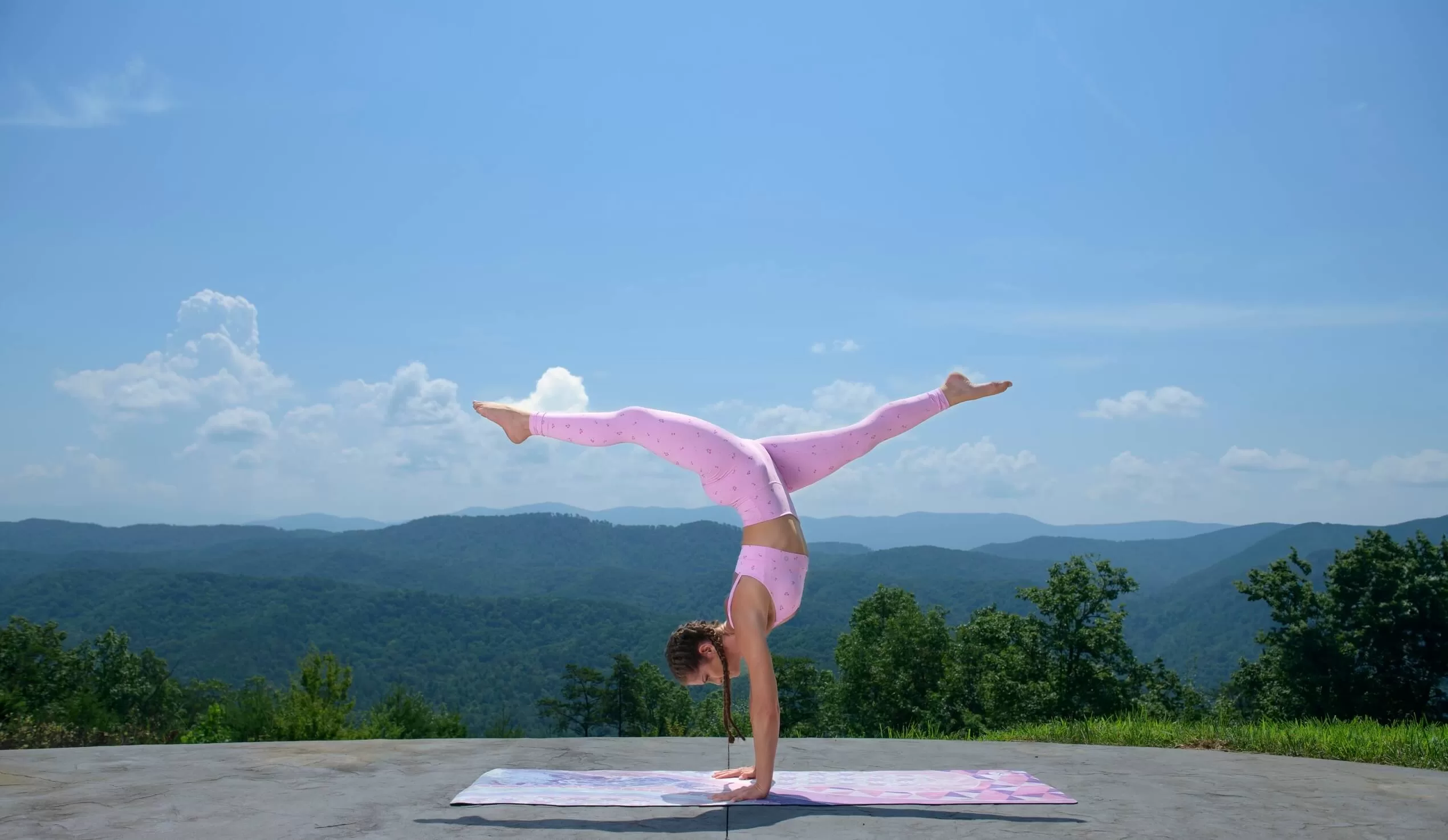 Top Retreat Centers in the USA to Help You Kickstart Your Wellness Journey thumbnail