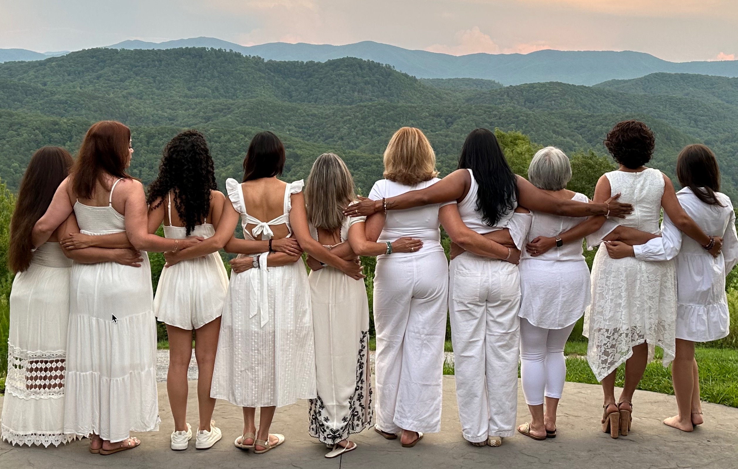Women's yoga retreat in Spanish Only