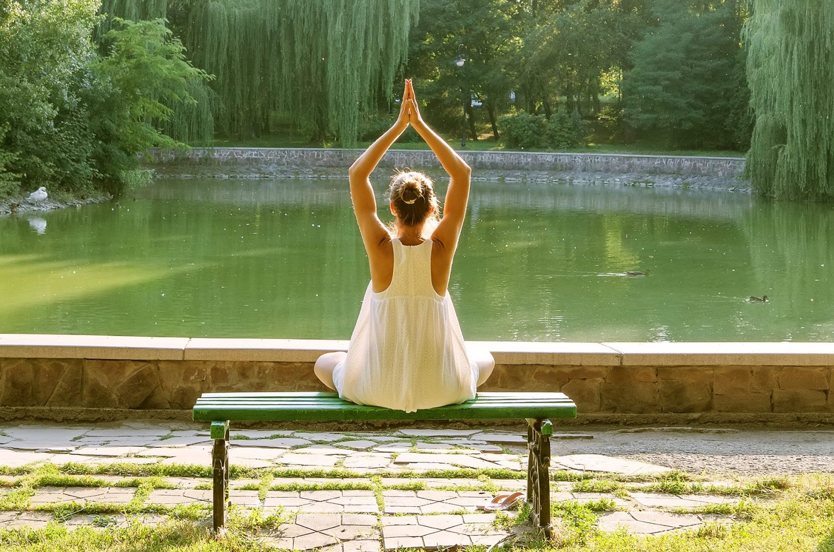 7 Tiny Stress Habits Under a Minute for Midlife Women thumbnail
